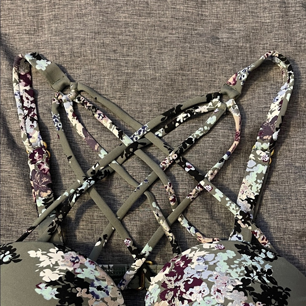 NWOT Med Ambrielle Tankini Top - Picture 11 of 11